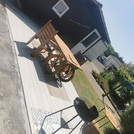 Comme A La Maison La Jonchere Екстериор снимка